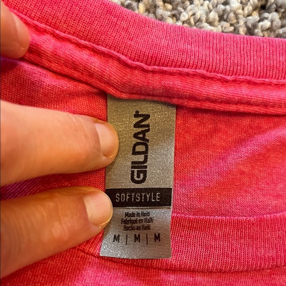 Gildan Softstyle Pink T-Shirt & Grey T-Shirt - Disney - Picture 2 of 5